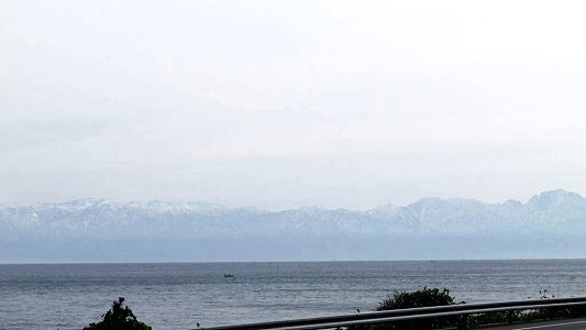 ���R�A��