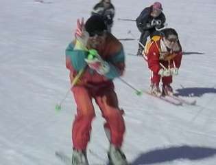 �u��2 Graphical Image